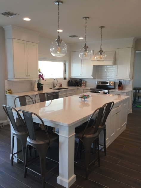 Classy Kitchen Islands With Chairs Image