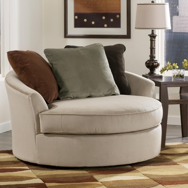 Fascinating Round Swivel Accent Chair Image